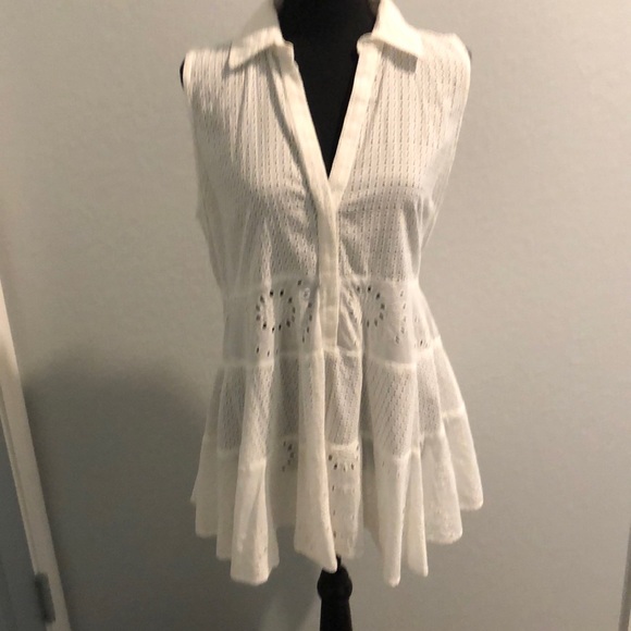 Chelsea & Theodore Tops - Chelsea & Theodore loose& comfy white eyelet blouse. Collar/v-neck button front.